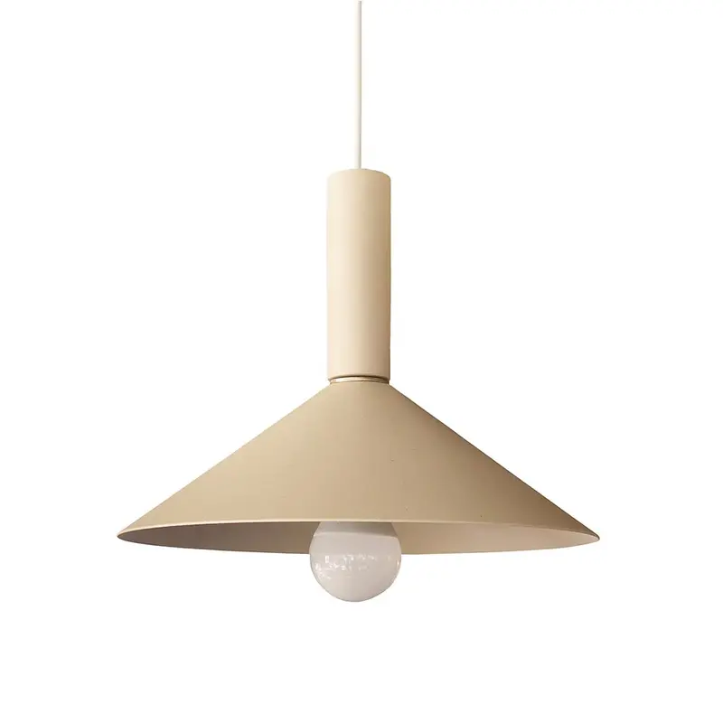 Giorgio Spun Metal Pendant – Geometric Wire World Design 1