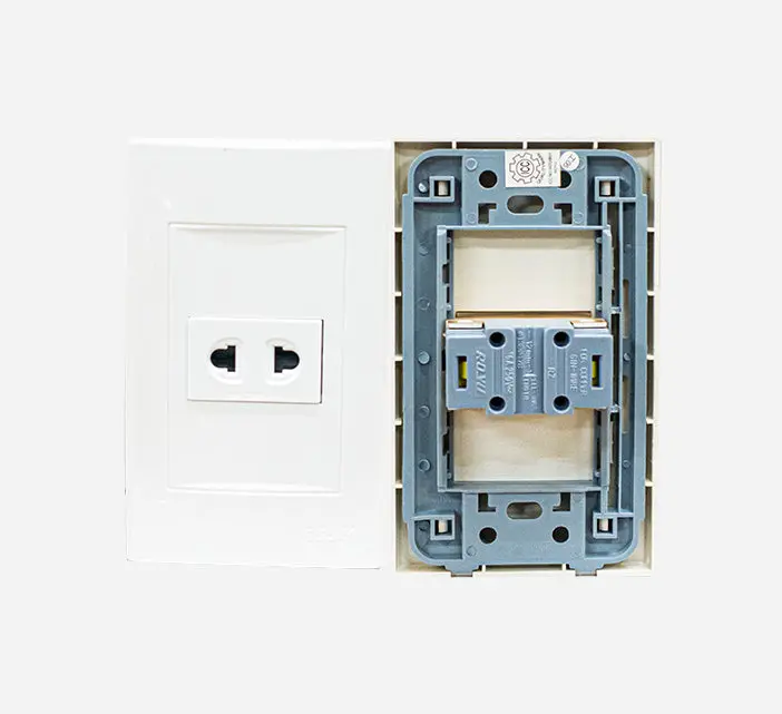 Royu Modern One-Gang Power Outlet – Contemporary Surface-Mounted Socket With Safety Shutters 1